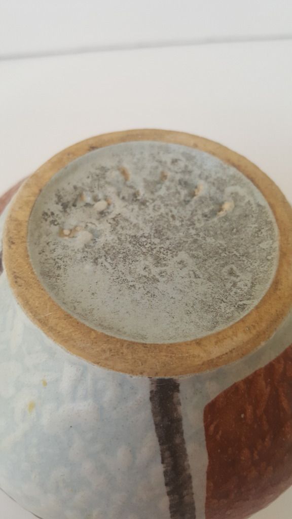 Not Sure How To Describe This Pottery Vase Abstract? Trying To Figure